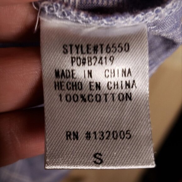 Entro Womens Blue White Embroidered Sleeveless Boho Lightweight Top Small - Picture 7 of 7